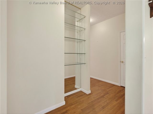 211 Seneca Valley Estates, Sissonville, WV 25320