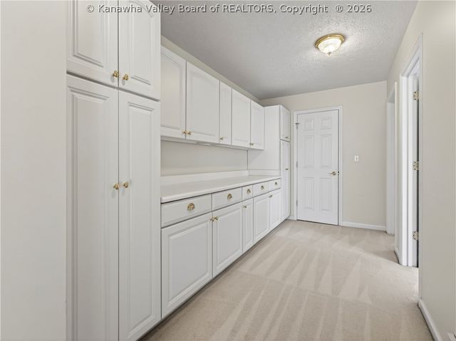 211 Seneca Valley Estates, Sissonville, WV 25320