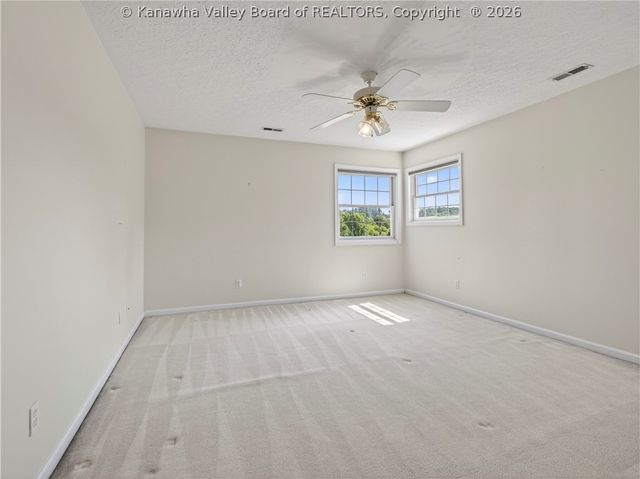 211 Seneca Valley Estates, Sissonville, WV 25320