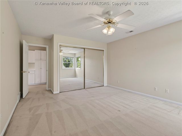 211 Seneca Valley Estates, Sissonville, WV 25320