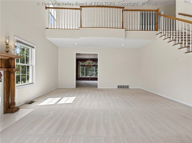 211 Seneca Valley Estates, Sissonville, WV 25320