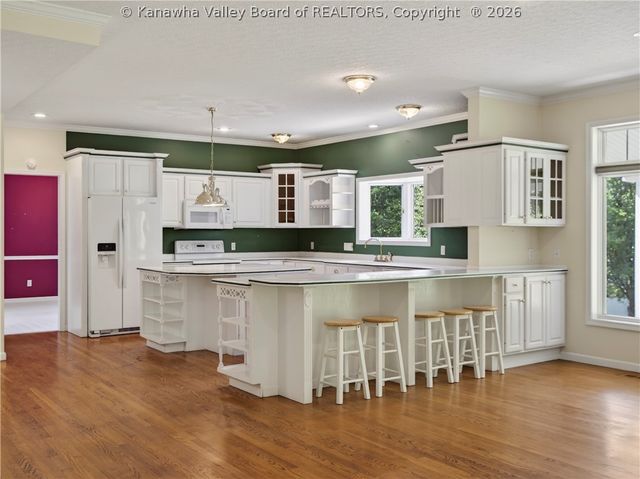 211 Seneca Valley Estates, Sissonville, WV 25320
