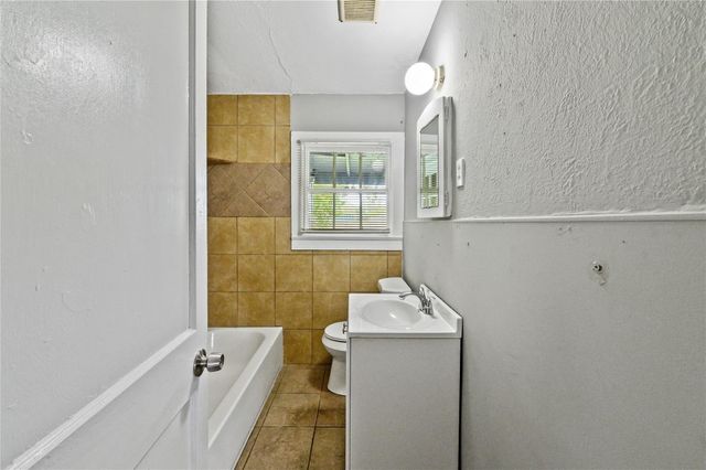 4125 Dockrell Street, Dickinson, TX 77539