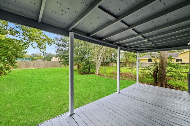 4125 Dockrell Street, Dickinson, TX 77539