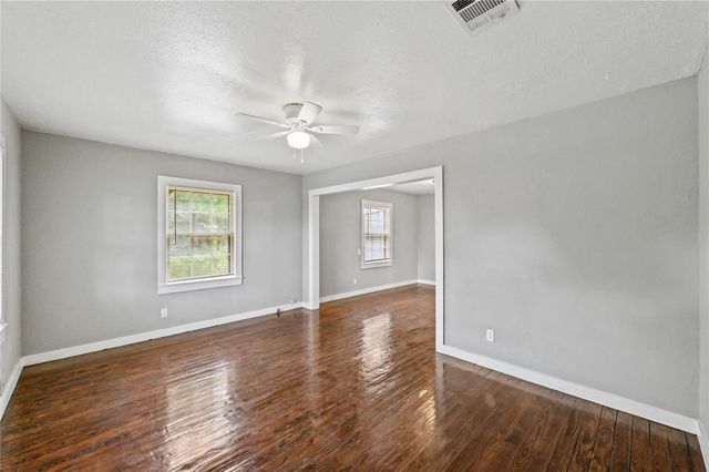 4125 Dockrell Street, Dickinson, TX 77539