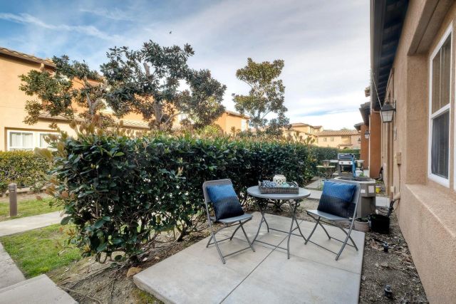 17070 Calle Trevino 11, San Diego, CA 92127