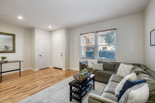 17070 Calle Trevino 11, San Diego, CA 92127