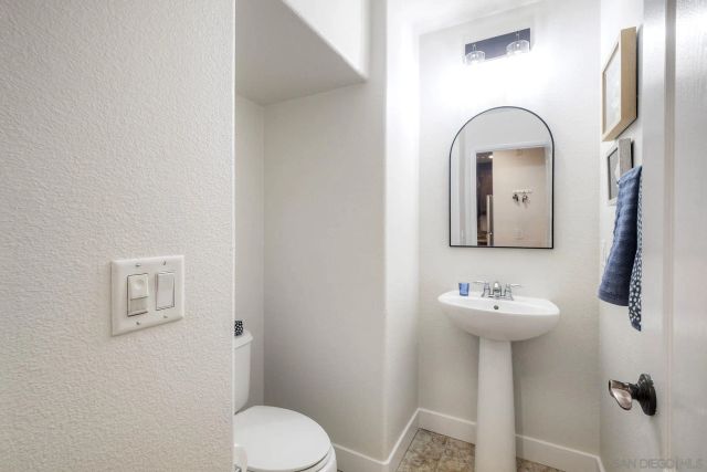 17070 Calle Trevino 11, San Diego, CA 92127