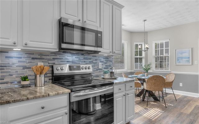 1932 English Oak CT, Virginia Beach, VA 23453