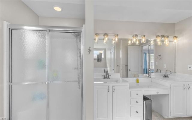 1932 English Oak CT, Virginia Beach, VA 23453