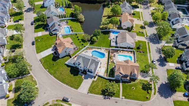 1932 English Oak CT, Virginia Beach, VA 23453