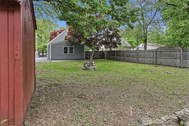 8 Angela Court, North Providence, RI 02904