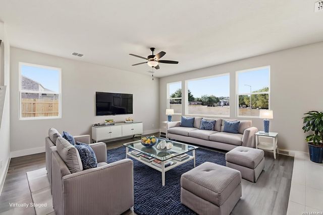 7230 Walkers Loop, Live Oak, TX 78233