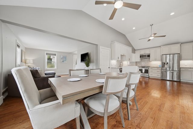 20 Herbert St, Wakefield, MA 01880