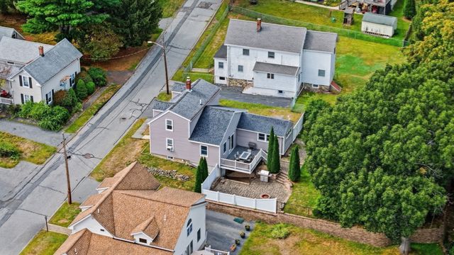20 Herbert St, Wakefield, MA 01880
