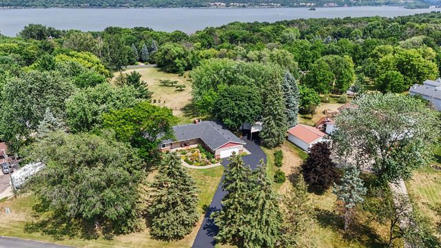12466 Jason Avenue, Hastings, MN 55033