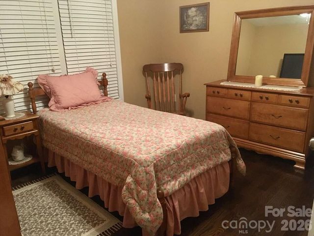 216 W 7th Street, Newton, NC 28658