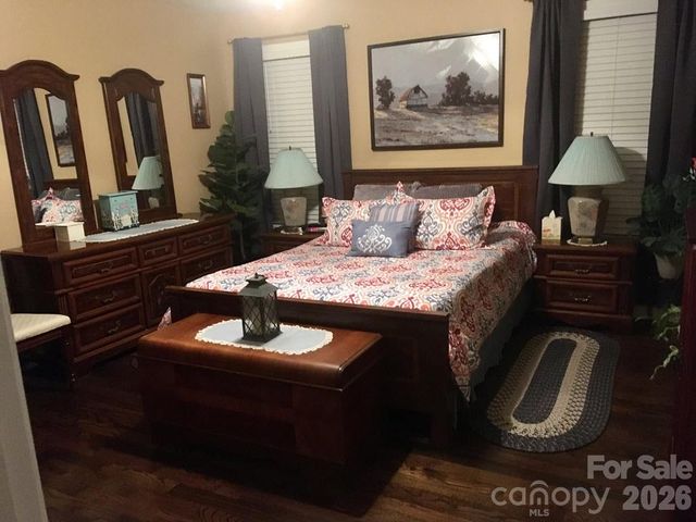 216 W 7th Street, Newton, NC 28658