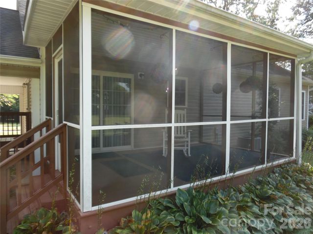 216 W 7th Street, Newton, NC 28658