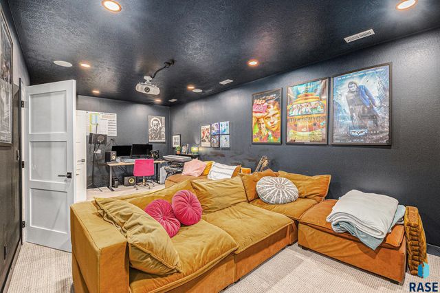 7812 Tuscan Club Cir Circle, Sioux Falls, SD 57108