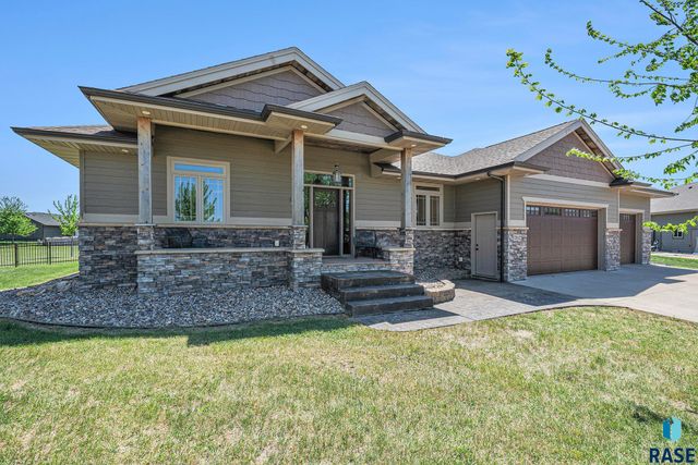 7812 Tuscan Club Cir Circle, Sioux Falls, SD 57108