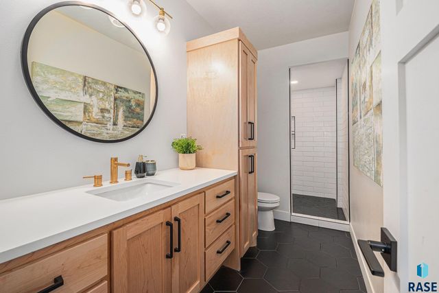 7812 Tuscan Club Cir Circle, Sioux Falls, SD 57108