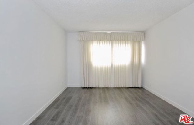 855 Victor Avenue 210, Inglewood, CA 90302