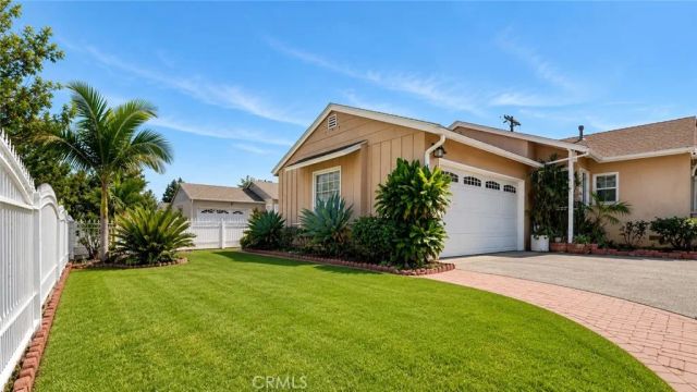 8115 Brimfield, Panorama City, CA 91402