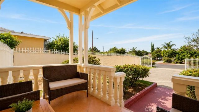 8115 Brimfield, Panorama City, CA 91402