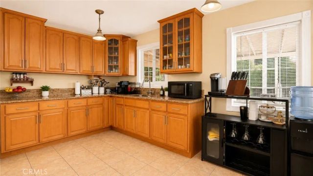 8115 Brimfield, Panorama City, CA 91402