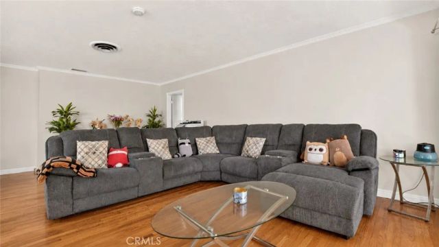 8115 Brimfield, Panorama City, CA 91402