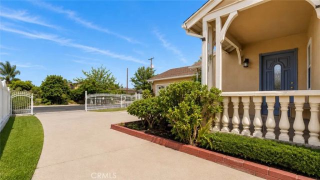 8115 Brimfield, Panorama City, CA 91402