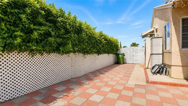 8115 Brimfield, Panorama City, CA 91402