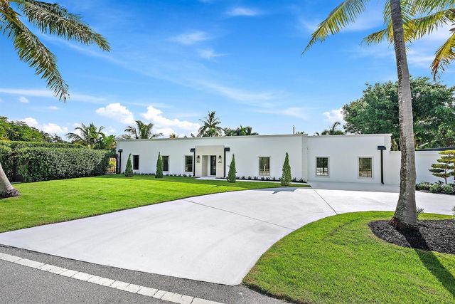 391 W Riverside Drive, Tequesta, FL 33469