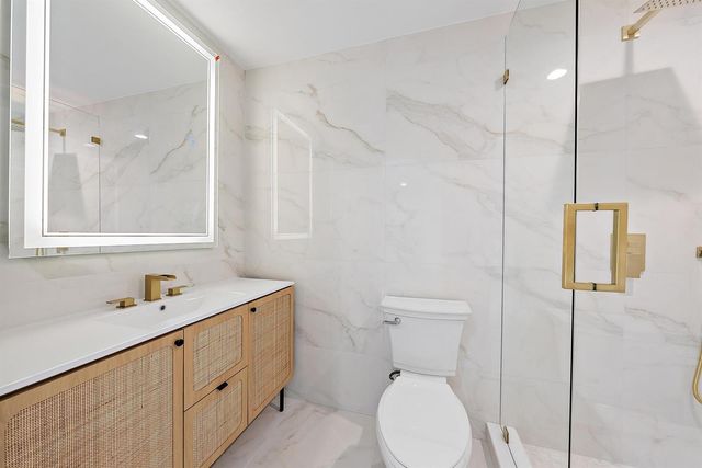 391 W Riverside Drive, Tequesta, FL 33469
