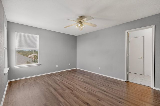 13528 Briarcreek LOOP, Manor, TX 78653