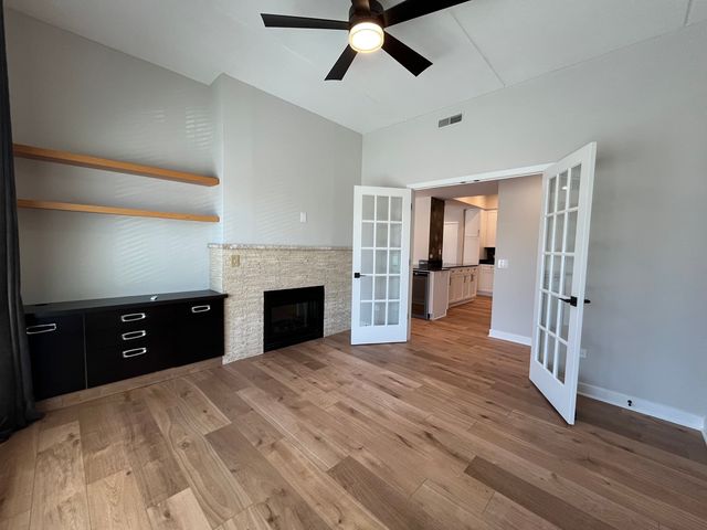 40 E Northwest Highway 202, Mount Prospect, IL 60056