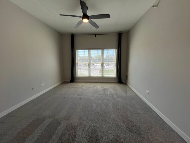 40 E Northwest Highway 202, Mount Prospect, IL 60056