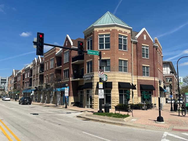 40 E Northwest Highway 202, Mount Prospect, IL 60056