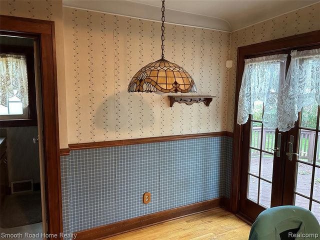 4173 Williams Street, Dearborn Heights, MI 48125