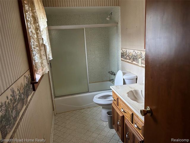 4173 Williams Street, Dearborn Heights, MI 48125
