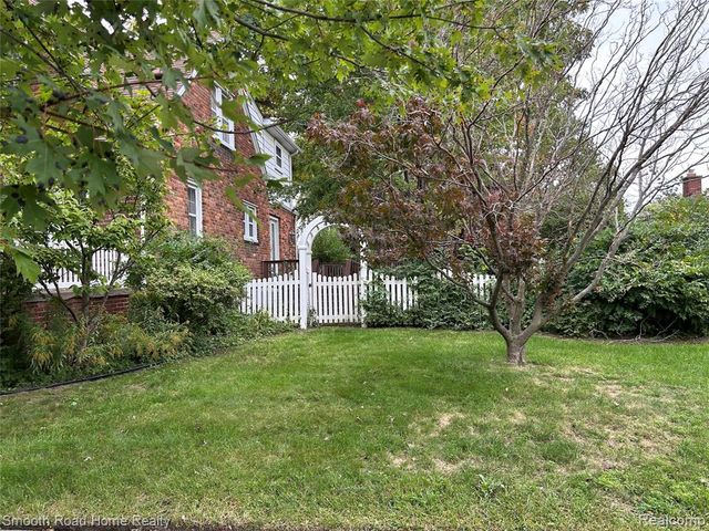 4173 Williams Street, Dearborn Heights, MI 48125
