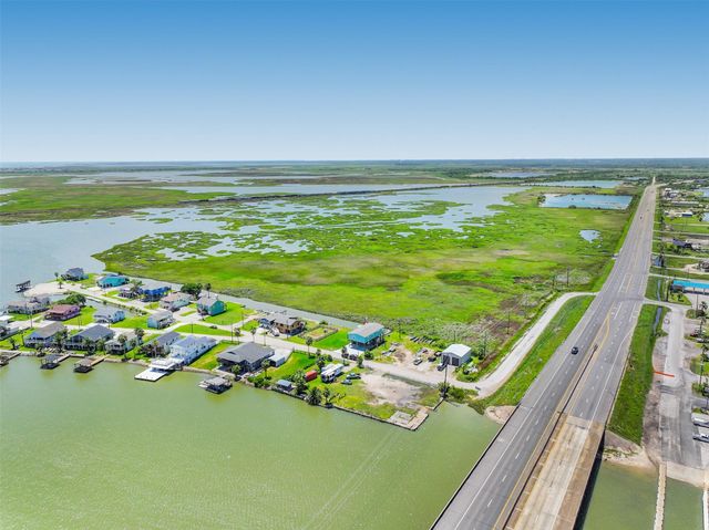 7203 La France, Hitchcock, TX 77563