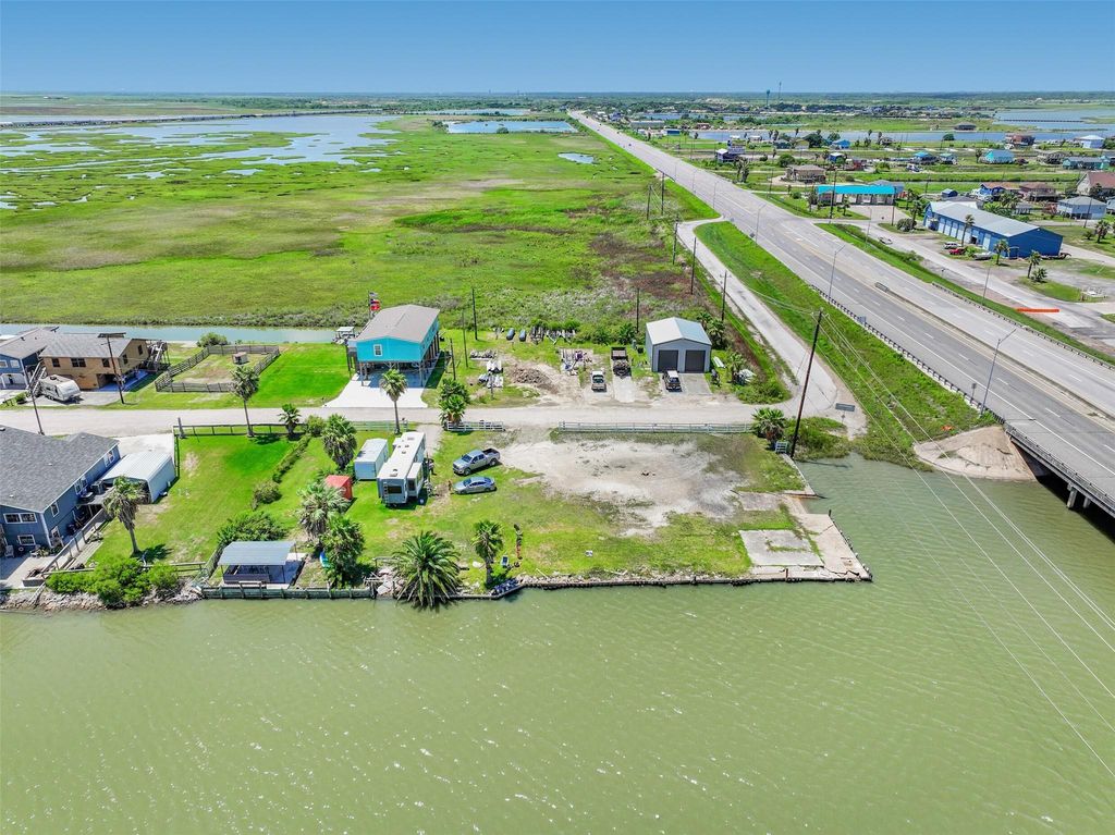 7203 La France, Hitchcock, TX 77563