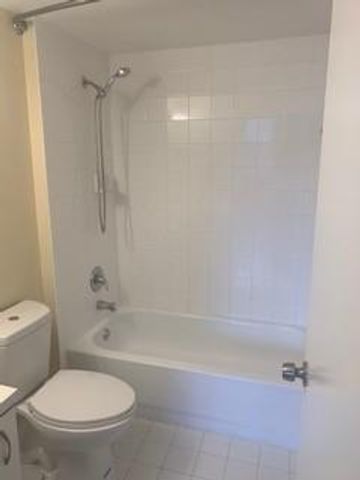 3251 Sabal Palm Manor 207, Davie, FL 33024