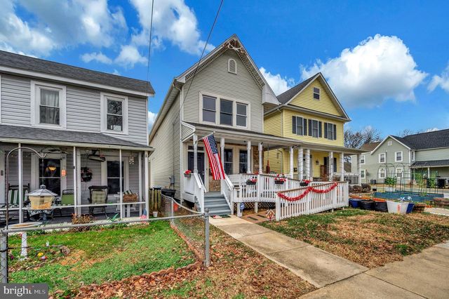 1712 WASHINGTON AVE, Fredericksburg, VA 22401