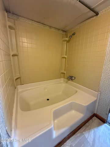 631 Holly Shelter Road 4, Jacksonville, NC 28540