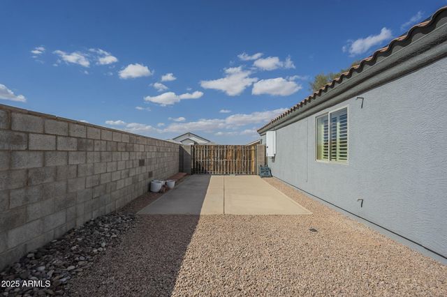 14815 S PADRES Road, Arizona City, AZ 85123