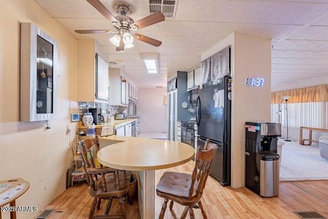 201 S GREENFIELD Road 142, Mesa, AZ 85206