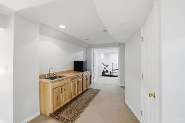 2585 Hingham Lane, Centerville, OH 45459